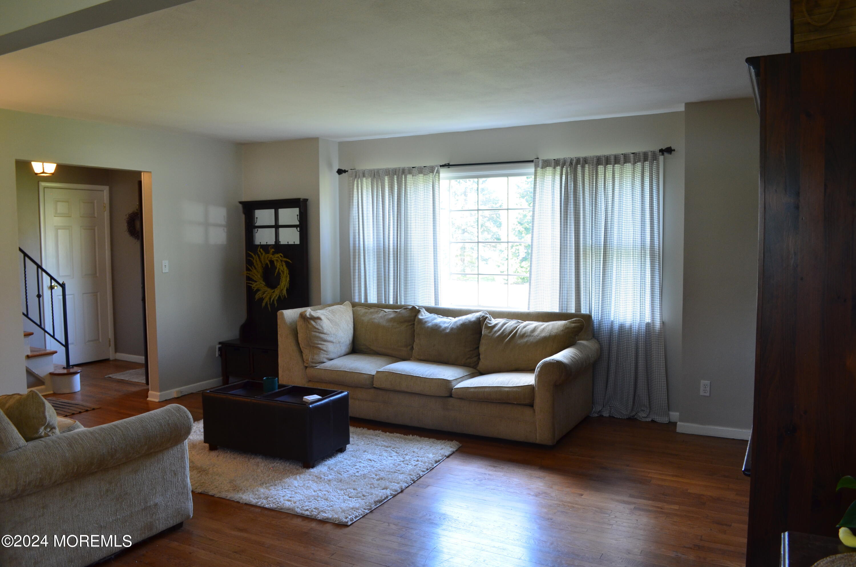 465 Dutch Neck Road East Windsor, NJ 08520 - Photo 10 of 40 DSC_0070