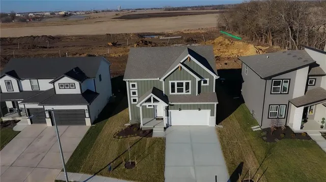 $434,950 | 19606 West 195th Street, Spring Hill, KS 66083