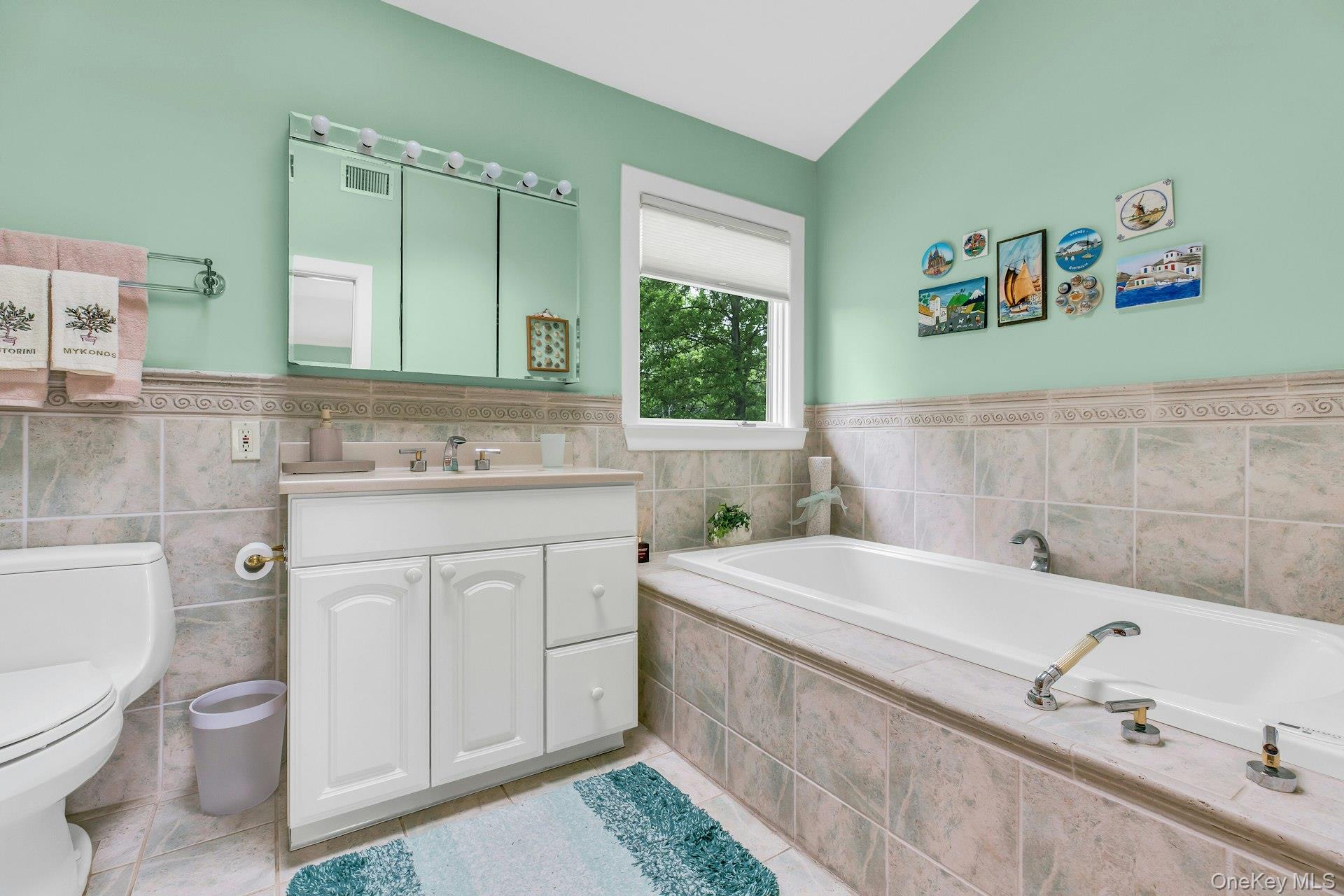 6 Mill Pond Road Hampton Bays, NY 11946 - Photo 22 of 38