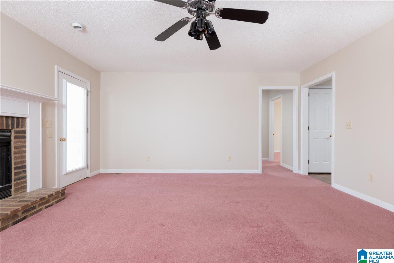 1300 Elm Circle Alabaster, AL 35007 - Photo 11 of 34