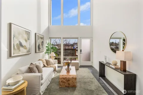 $725,000 | 822 Northwest 49th Street, Unit A, Seattle, WA 98107