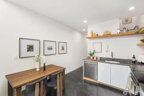 $725,000 | 822 Northwest 49th Street, Unit A, Seattle, WA 98107