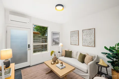 $725,000 | 822 Northwest 49th Street, Unit A, Seattle, WA 98107