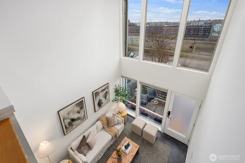 $725,000 | 822 Northwest 49th Street, Unit A, Seattle, WA 98107