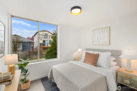 $725,000 | 822 Northwest 49th Street, Unit A, Seattle, WA 98107