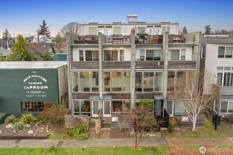 $725,000 | 822 Northwest 49th Street, Unit A, Seattle, WA 98107
