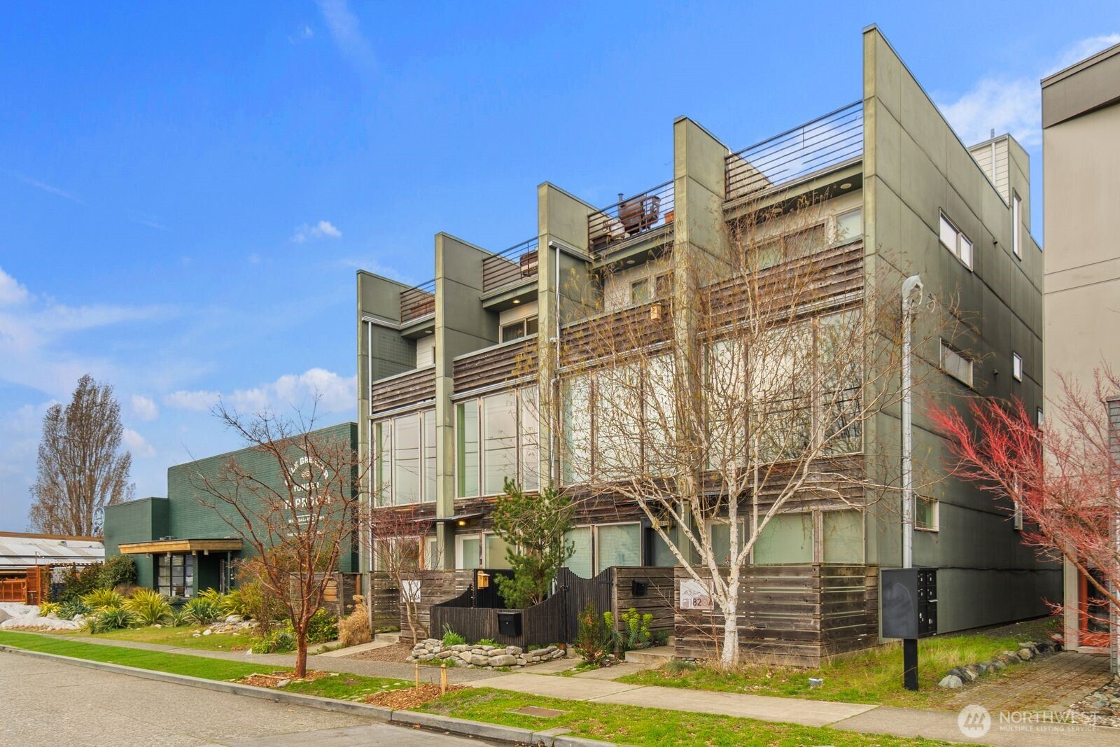 822 Northwest 49th Street, Unit A Seattle, WA 98107 - Photo 29 of 30