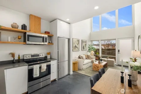 $725,000 | 822 Northwest 49th Street, Unit A, Seattle, WA 98107