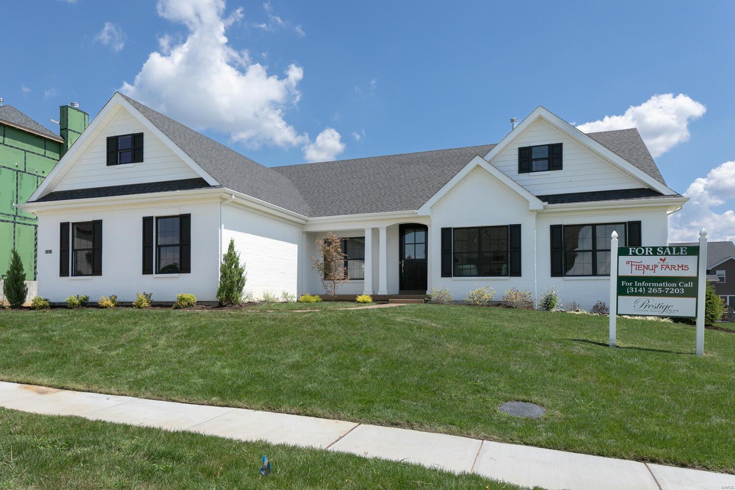 1236 Patchwork Chesterfield, MO 63005 - Photo 1 of 19 Gallery Image 1