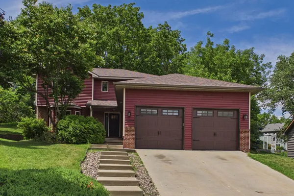 $409,900 | 2209 Beacon Drive Southwest, Rochester, MN 55902