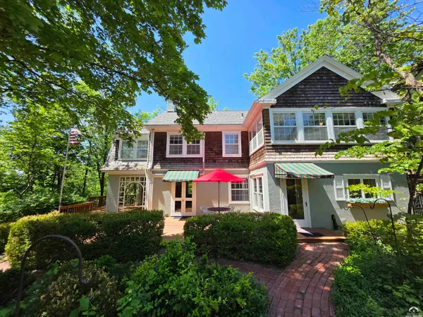 $895,000 | 1616 Louisiana Street, Lawrence, KS 66044