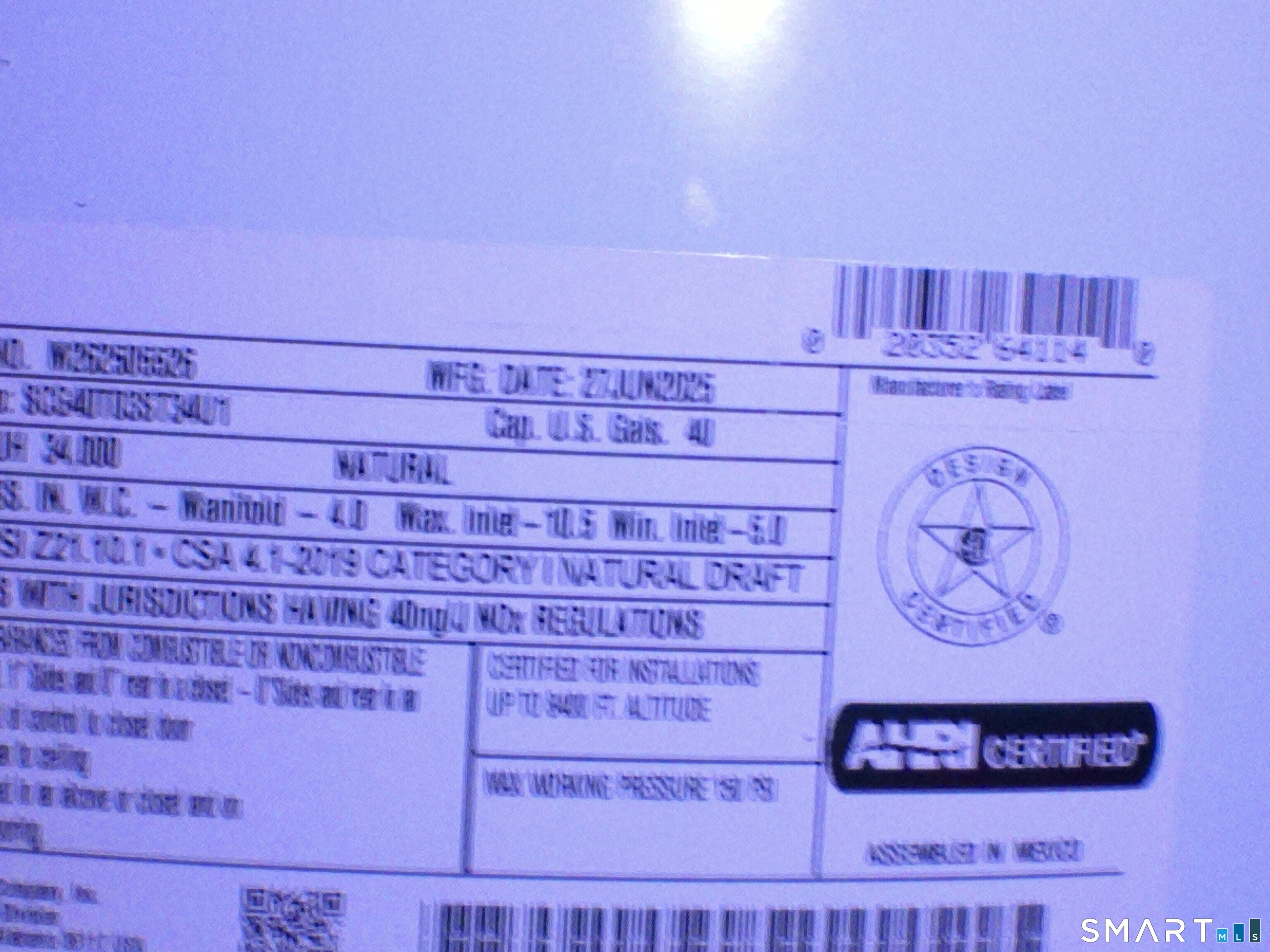 306 Carroll Avenue Bridgeport, CT 06607 - Photo 14 of 15 a close up of a mirror