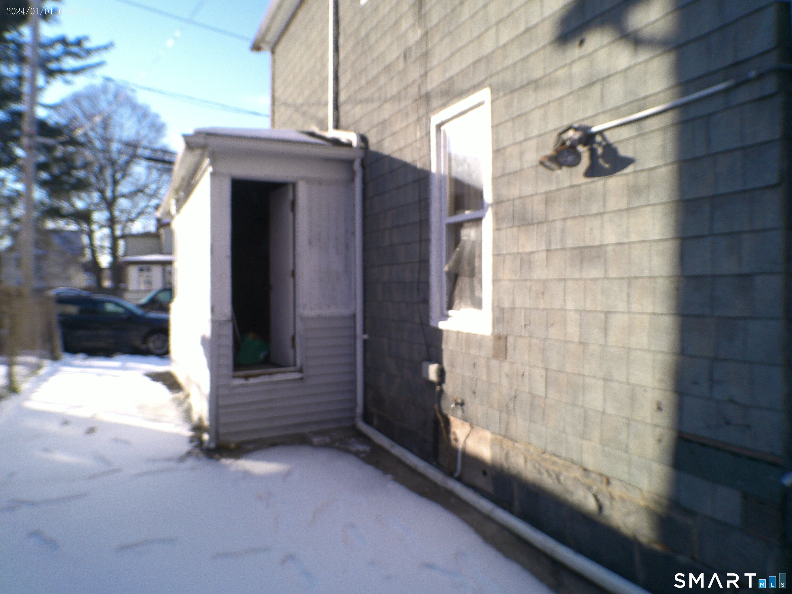 306 Carroll Avenue Bridgeport, CT 06607 - Photo 2 of 15 a view of door