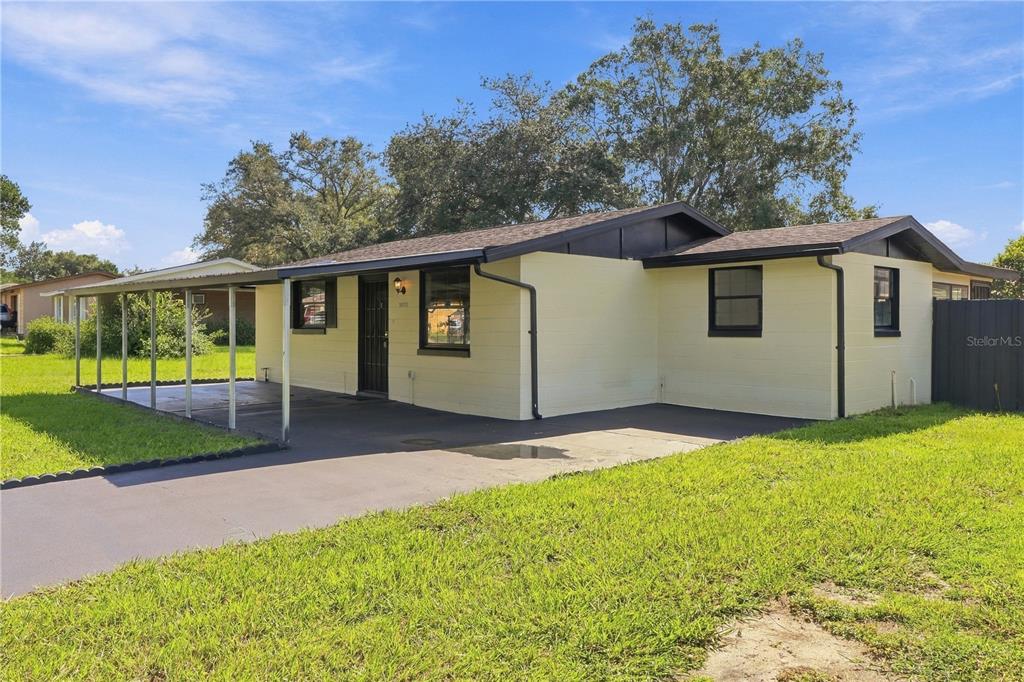 3770 Southwest 147 Lane Road Ocala, FL 34473 - Photo 3 of 49 Gallery Image 3
