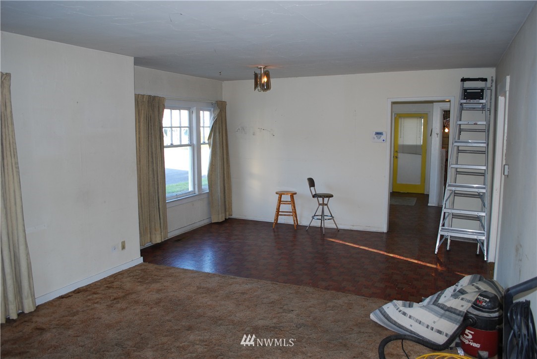 500 Williams Avenue South Renton, WA 98057 - Photo 3 of 15 Gallery Image 3