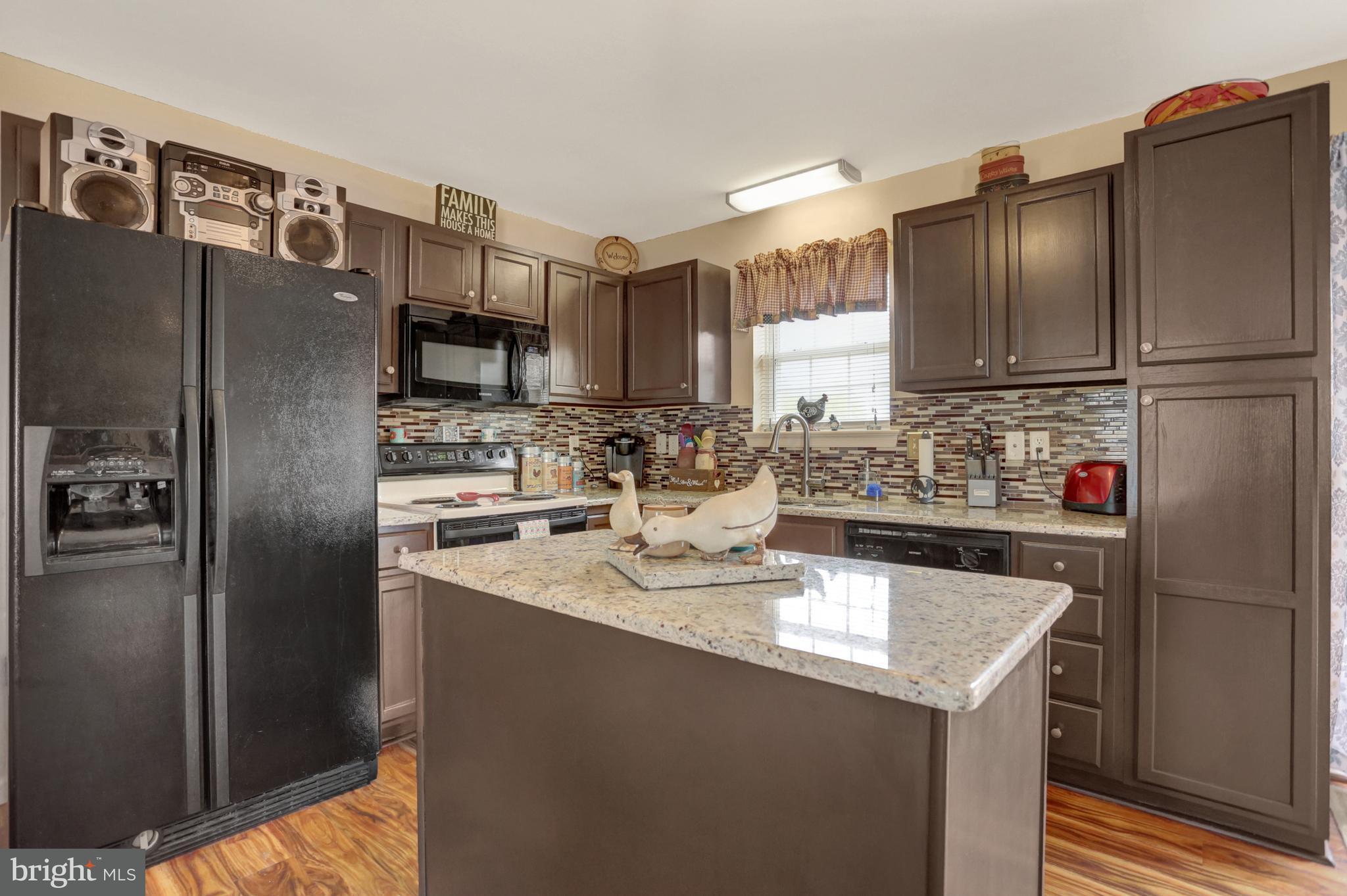 5 Coventry Cross Road Mount Wolf, PA 17347 - Photo 11 of 40 Gallery Image 11