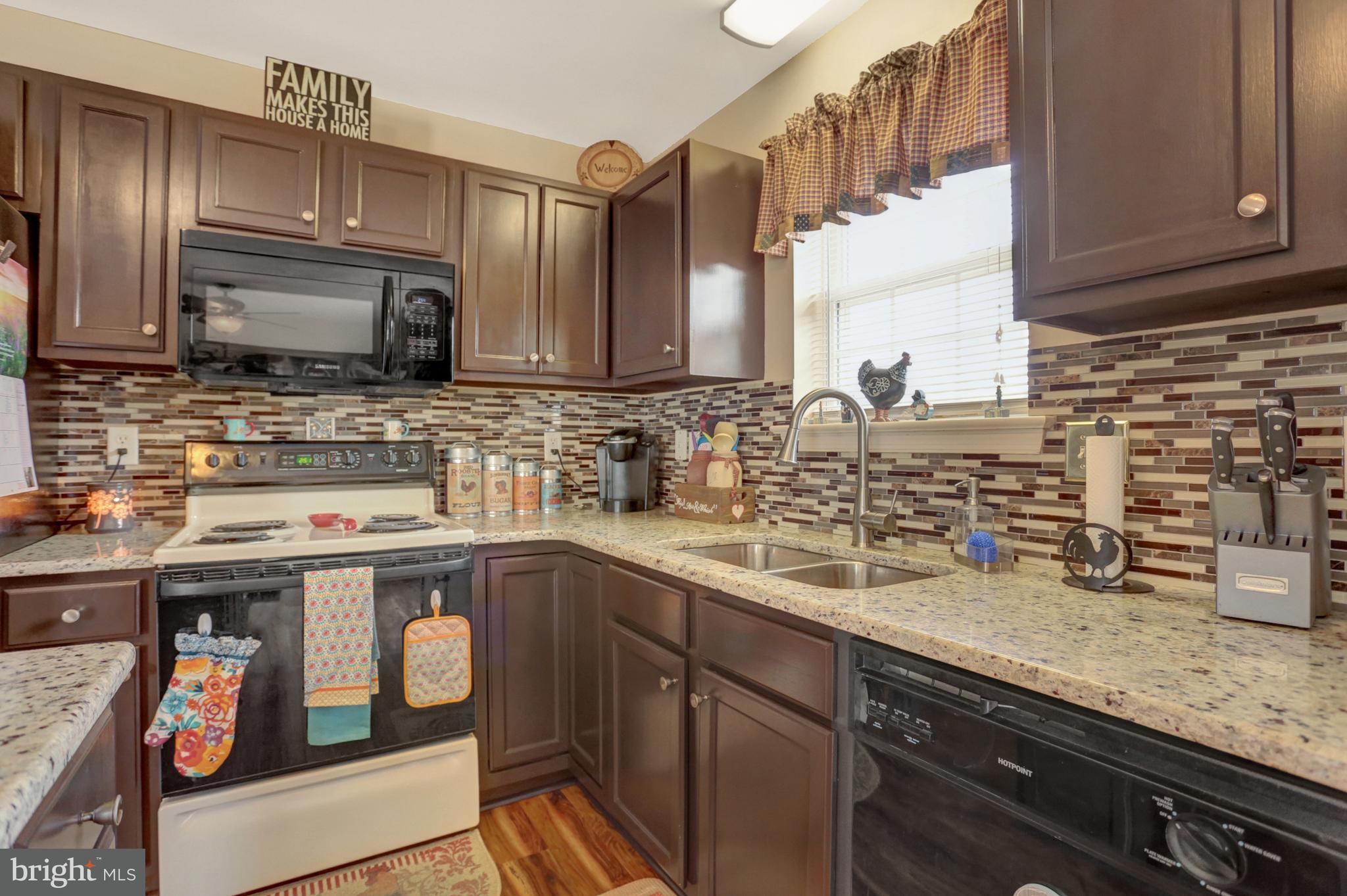 5 Coventry Cross Road Mount Wolf, PA 17347 - Photo 15 of 40 Gallery Image 15