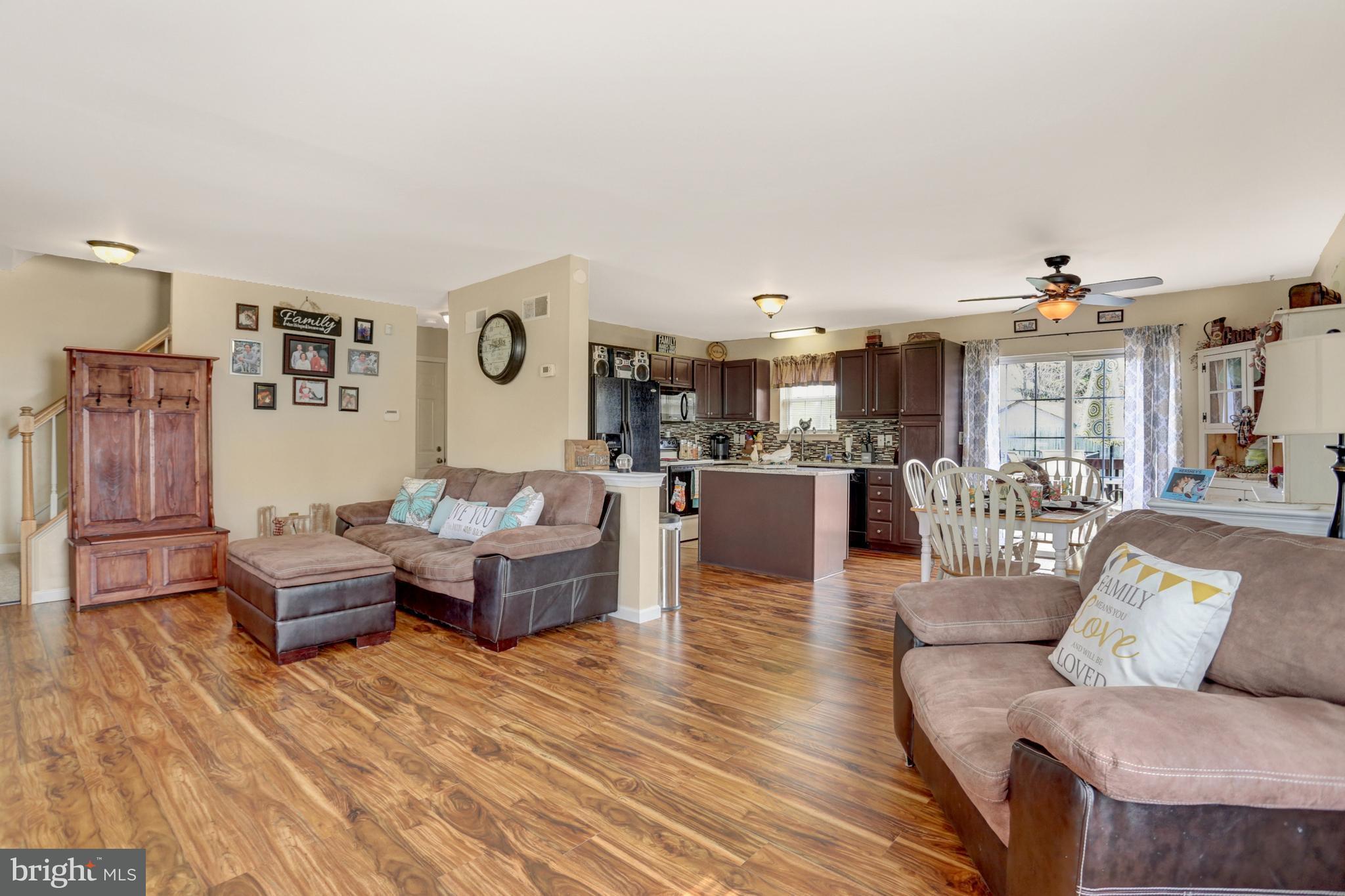 5 Coventry Cross Road Mount Wolf, PA 17347 - Photo 4 of 40 Gallery Image 4