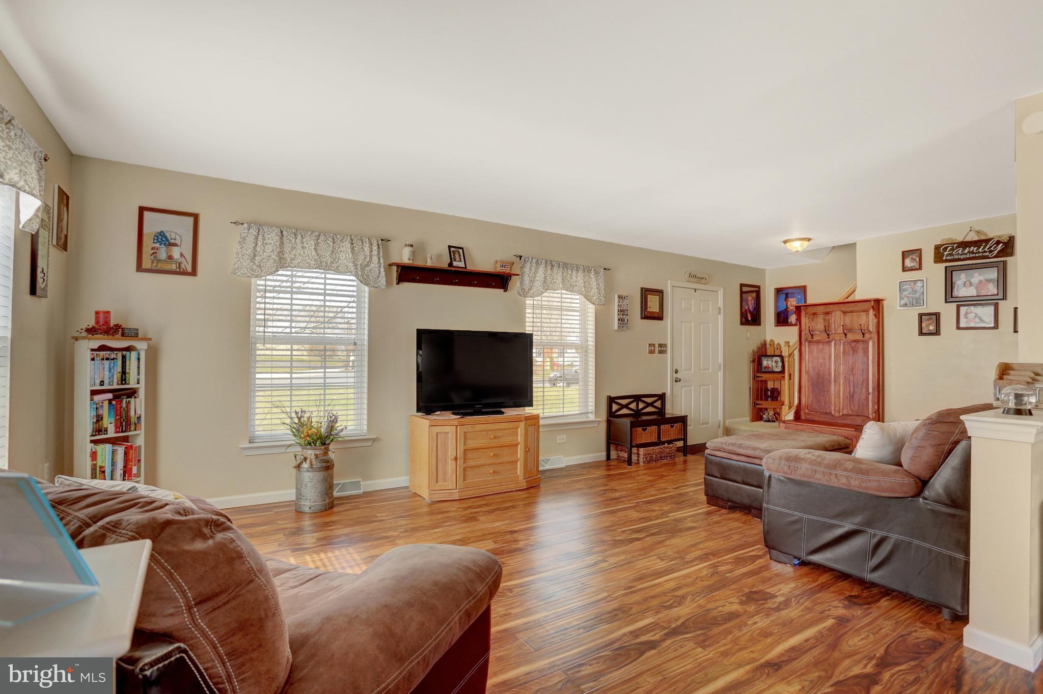 5 Coventry Cross Road Mount Wolf, PA 17347 - Photo 5 of 40 Gallery Image 5