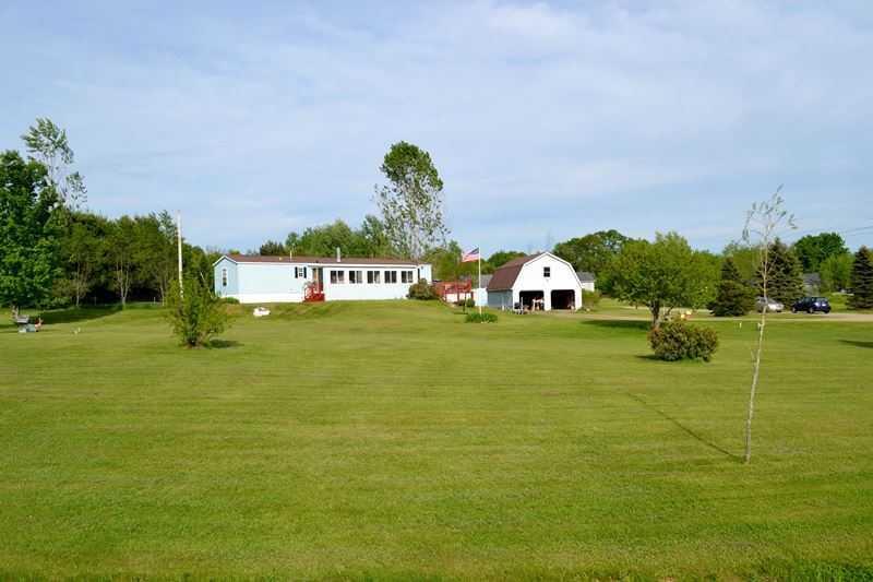 767 Hinckley Road Clinton, ME 04927 - Photo 1 of 15 Exterior Front.