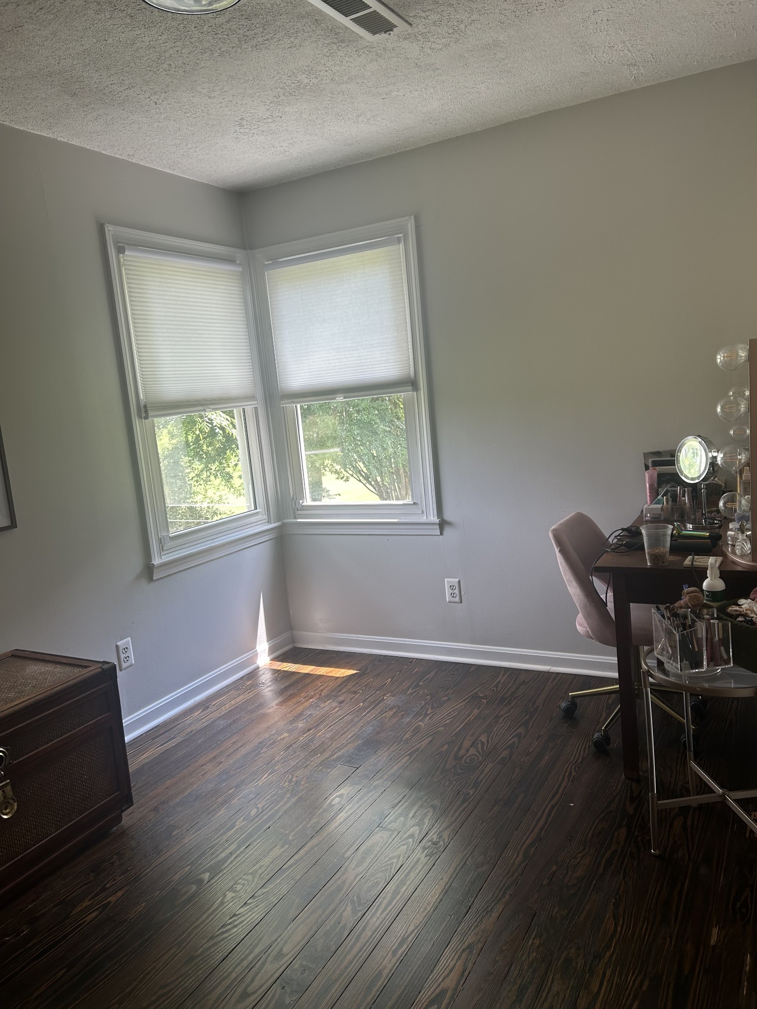 2019 Pinnacle Road Pleasant View, TN 37146 - Photo 15 of 24 a view of a workspace with wooden floor and a window