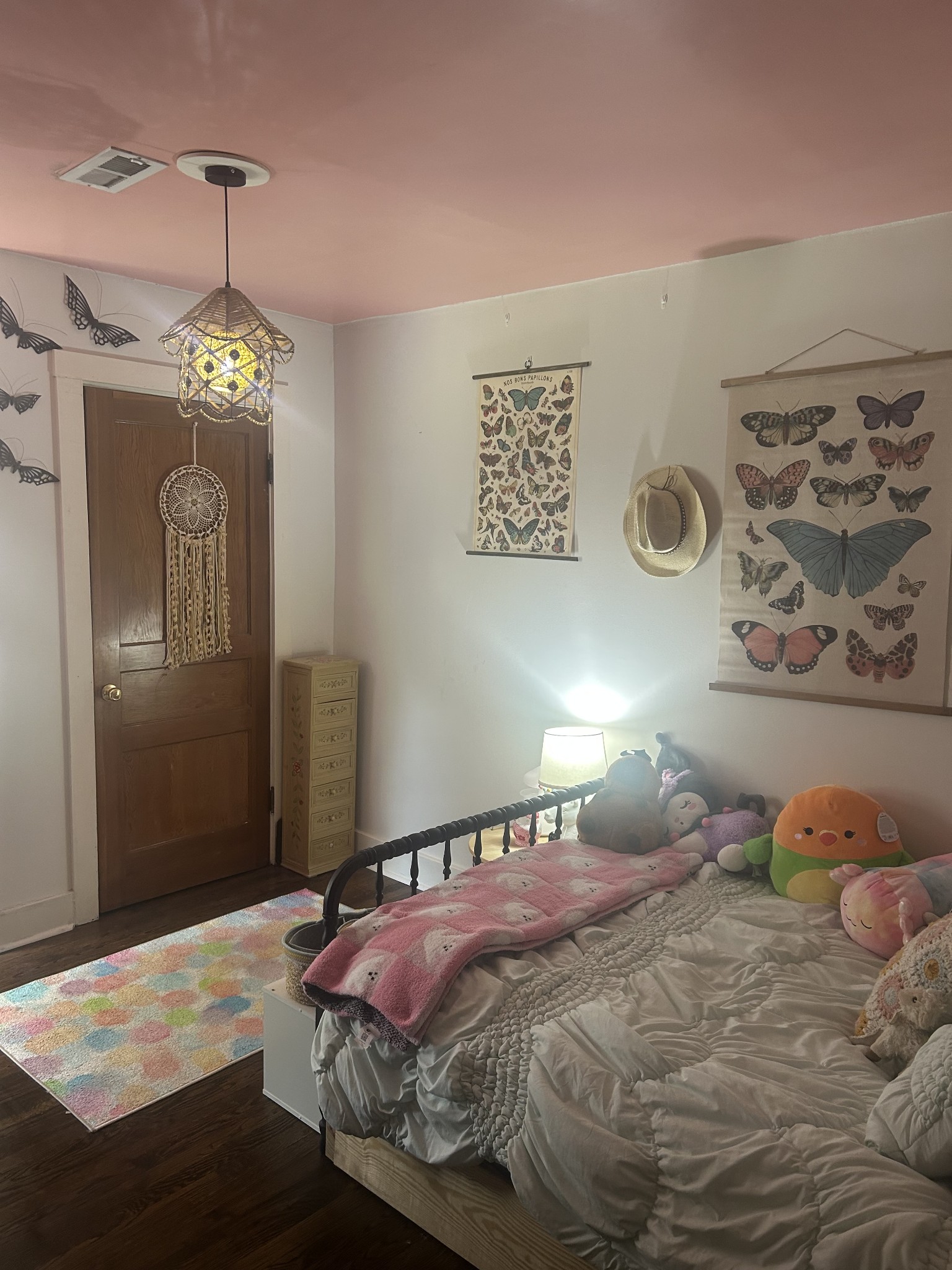 2019 Pinnacle Road Pleasant View, TN 37146 - Photo 18 of 24 a bedroom with a bed and a chandelier