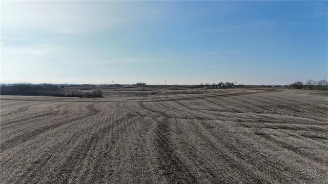 $720,000 | 445 Street, King City, MO 64463