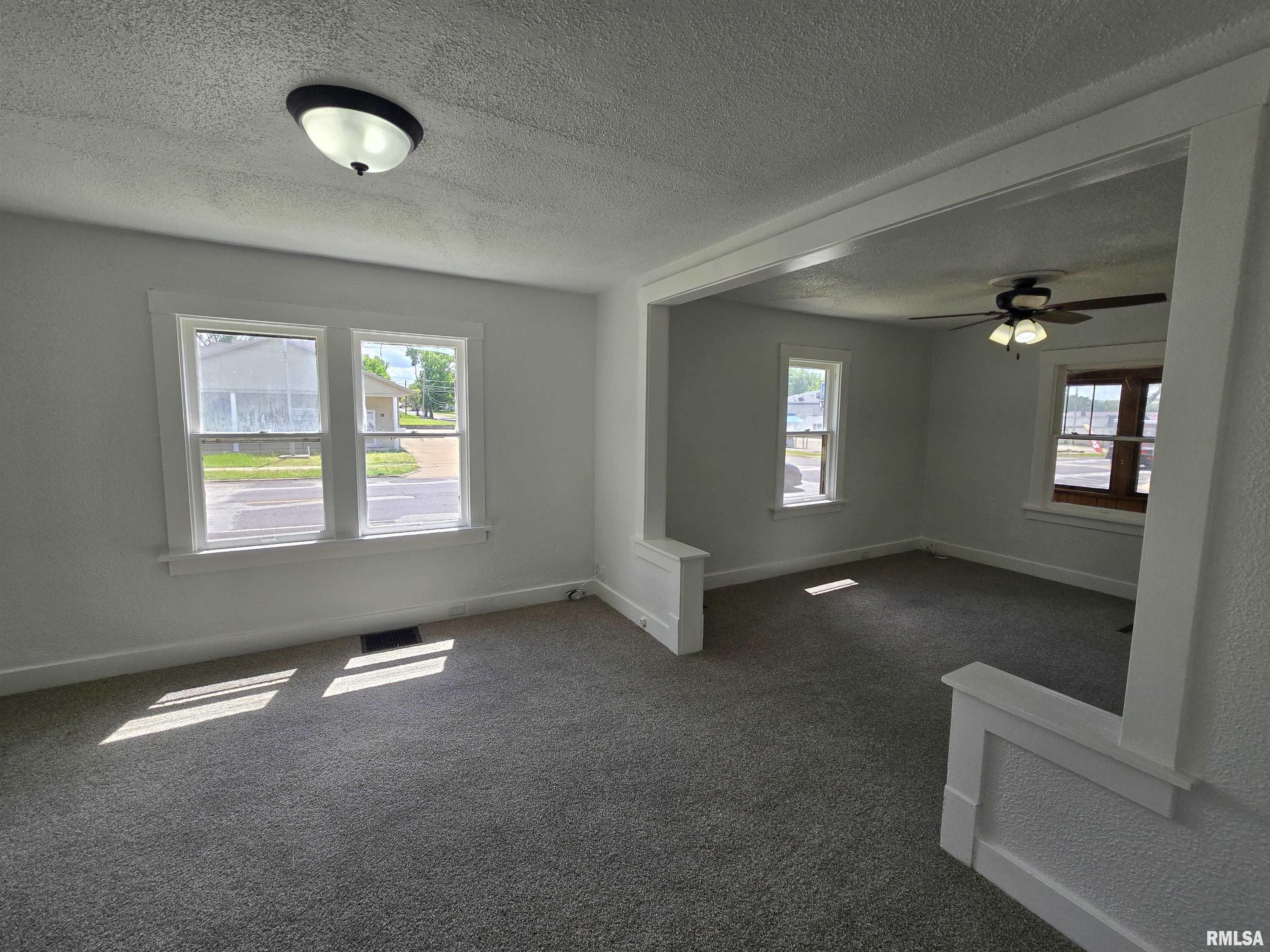 1230 Summer Street Pekin, IL 61554 - Photo 6 of 10