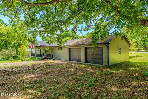 $289,999 | 415 North Avenue, Athens, TN 37303