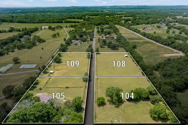 $250,000 | 104 Pineywood Acres Drive, Madison, TN 37115