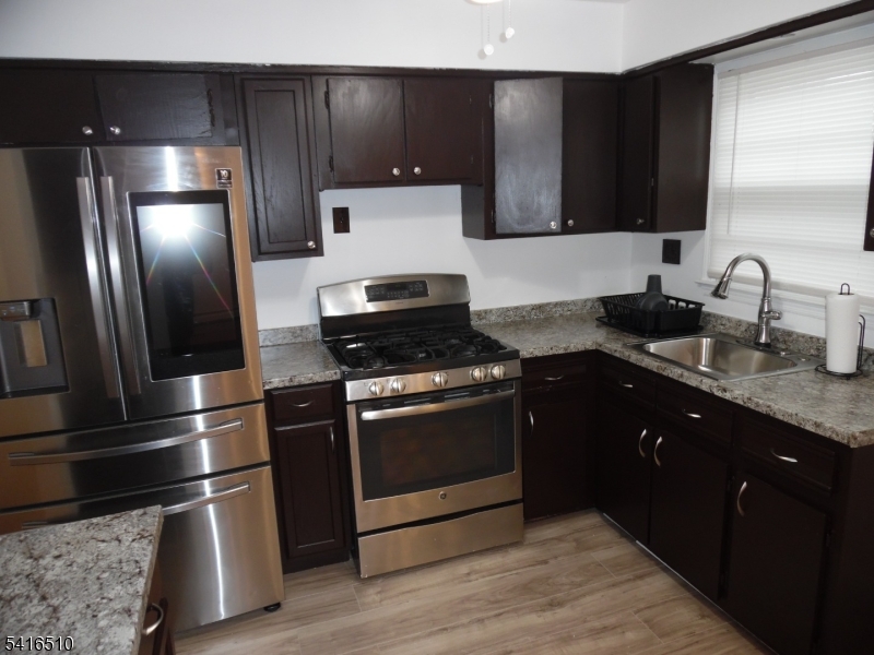 244 Manalapan Road Spotswood, NJ 08884 - Photo 4 of 17