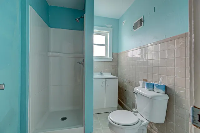 $210,000 | 224 East Scott Street, Omro, WI 54963