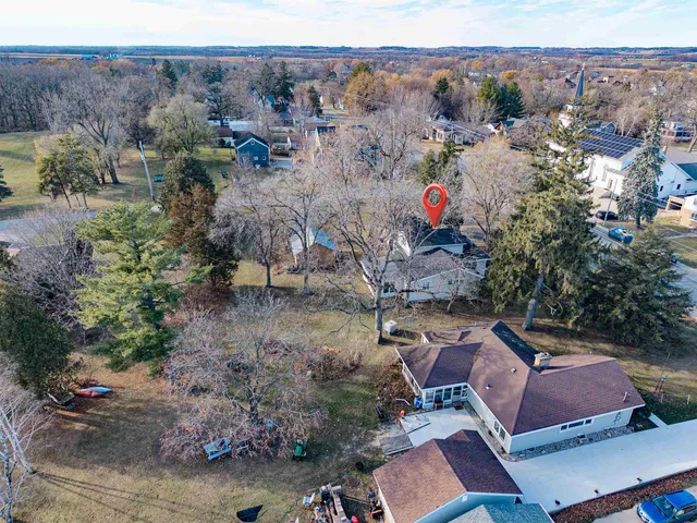 $210,000 | 224 East Scott Street, Omro, WI 54963