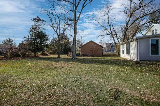 $210,000 | 224 East Scott Street, Omro, WI 54963