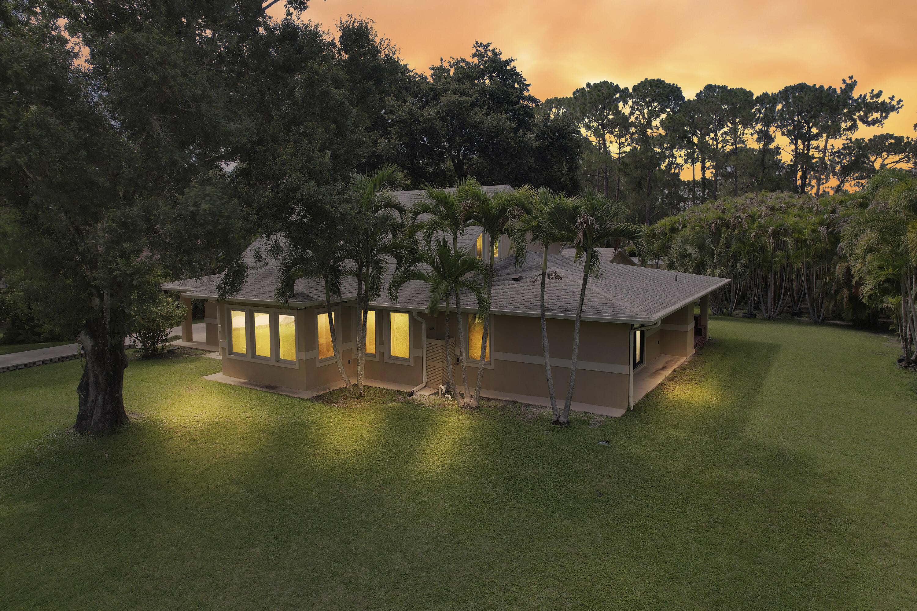 12263 Sandy Run Road Jupiter, FL 33478 - Photo 43 of 71 12263 Sandy Run Twilight