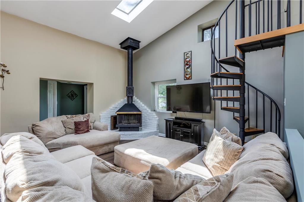 1010 Alpine Road Bridgeville, PA 15017 - Photo 13 of 25 Gallery Image 13