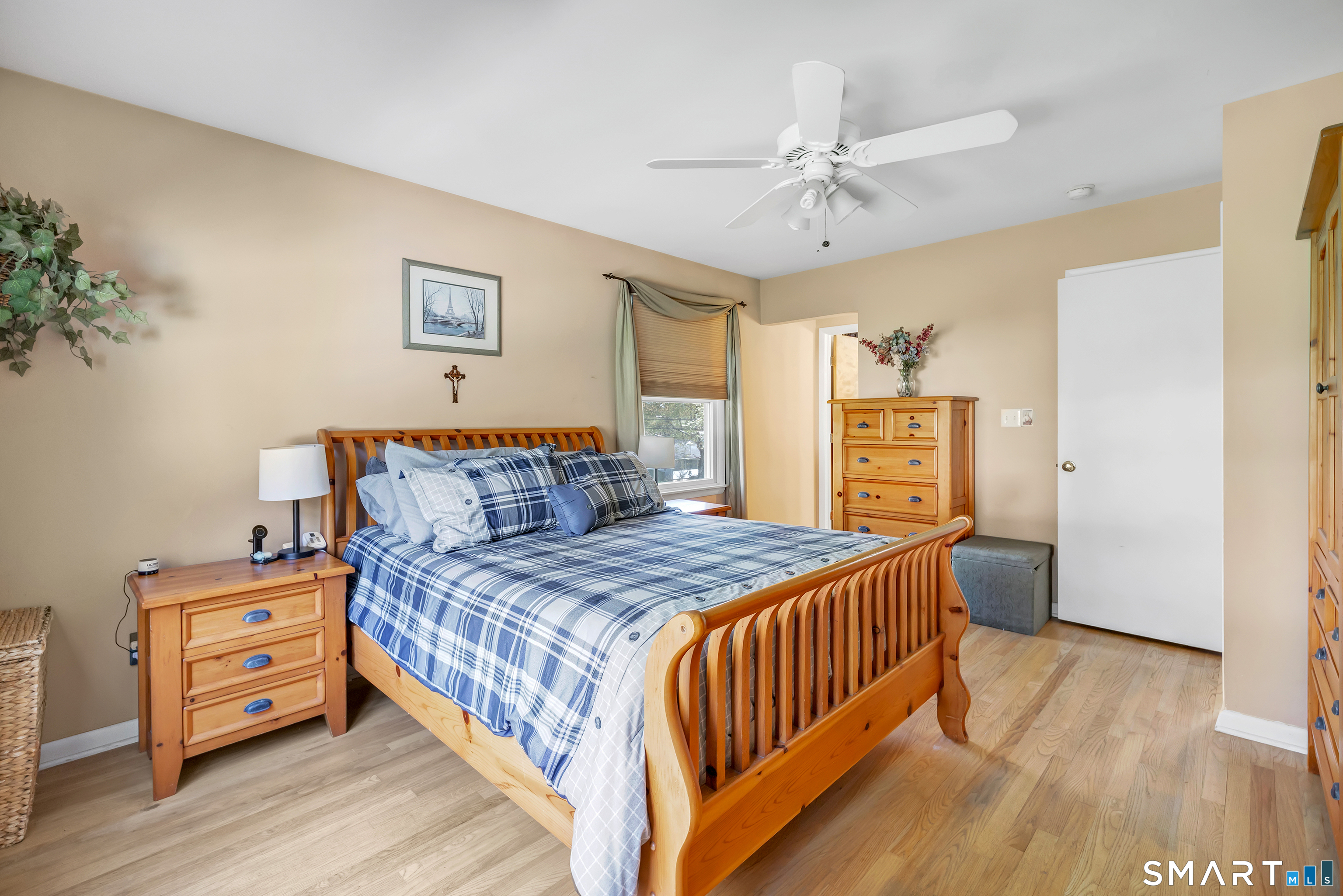 109 Sterling Road Trumbull, CT 06611 - Photo 22 of 40
