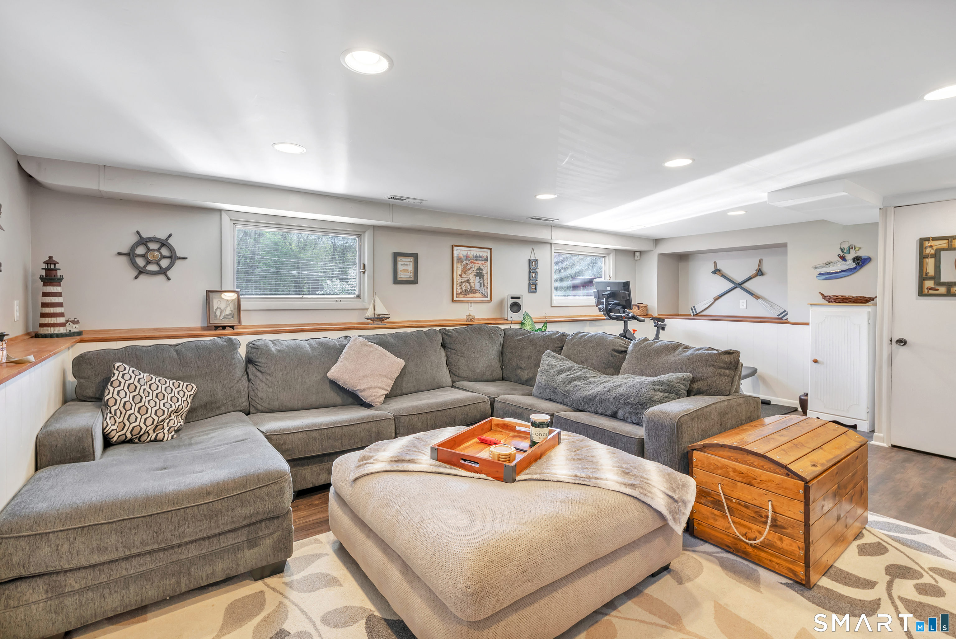 109 Sterling Road Trumbull, CT 06611 - Photo 28 of 40