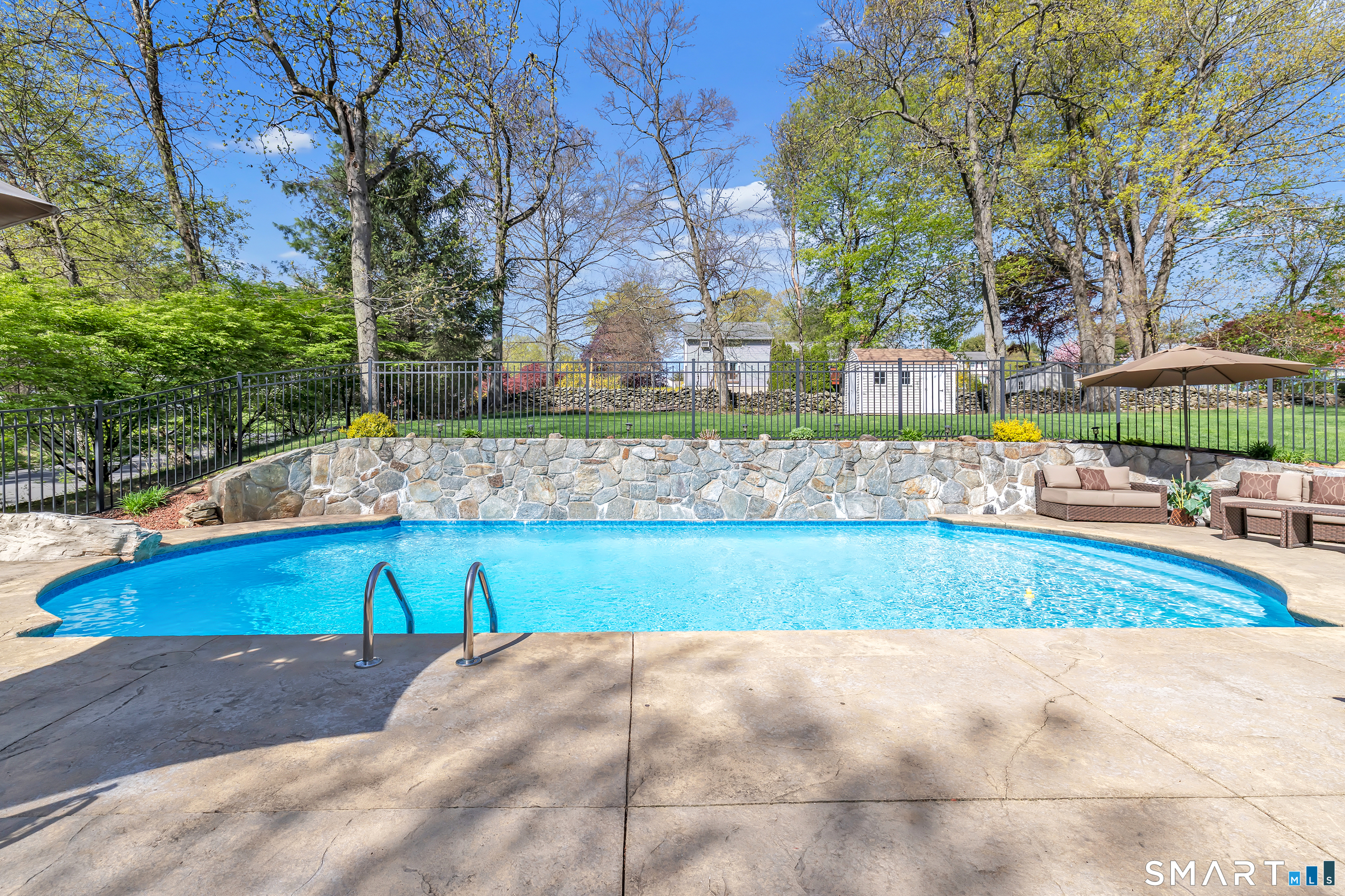 109 Sterling Road Trumbull, CT 06611 - Photo 30 of 40