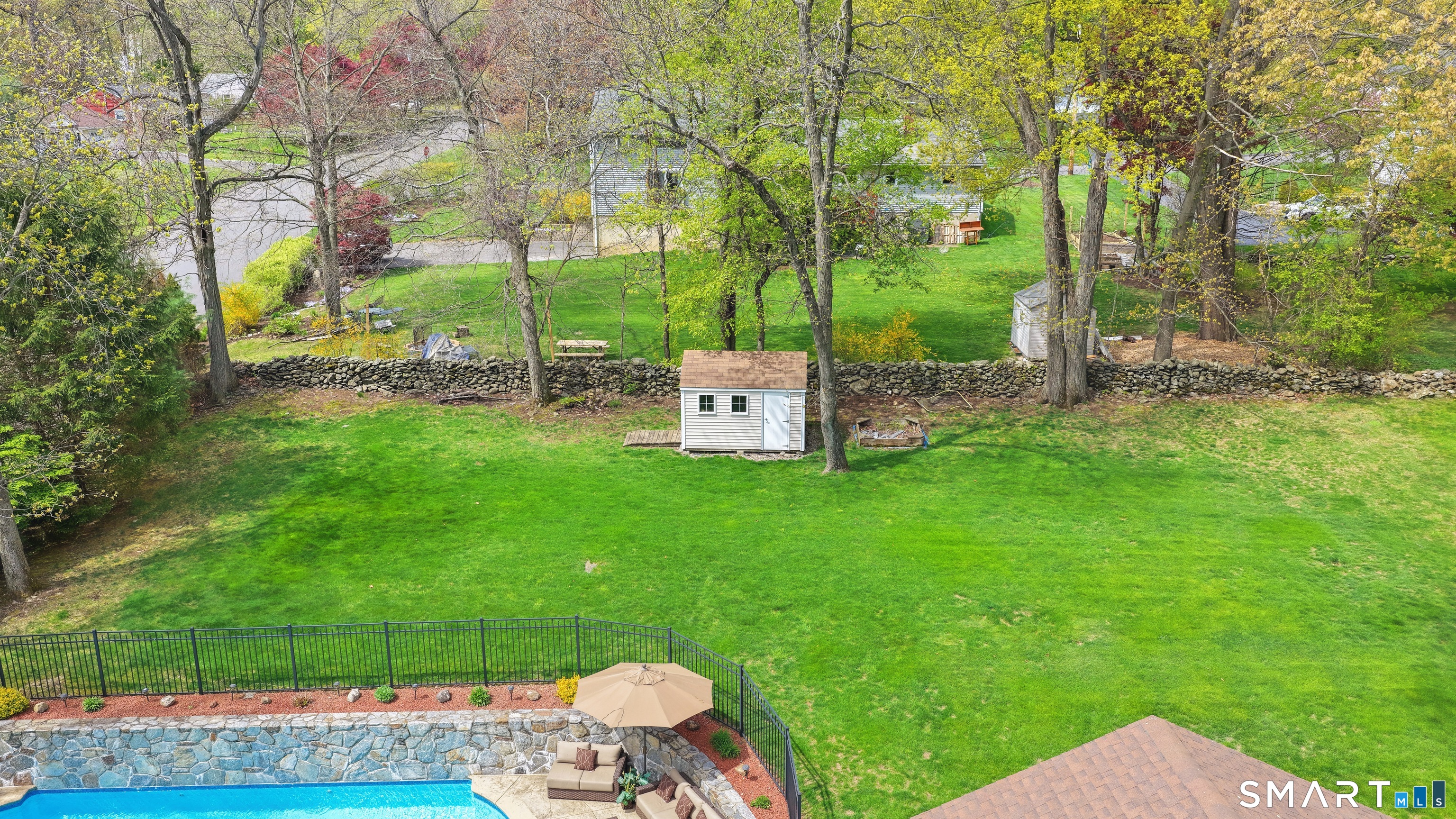 109 Sterling Road Trumbull, CT 06611 - Photo 33 of 40