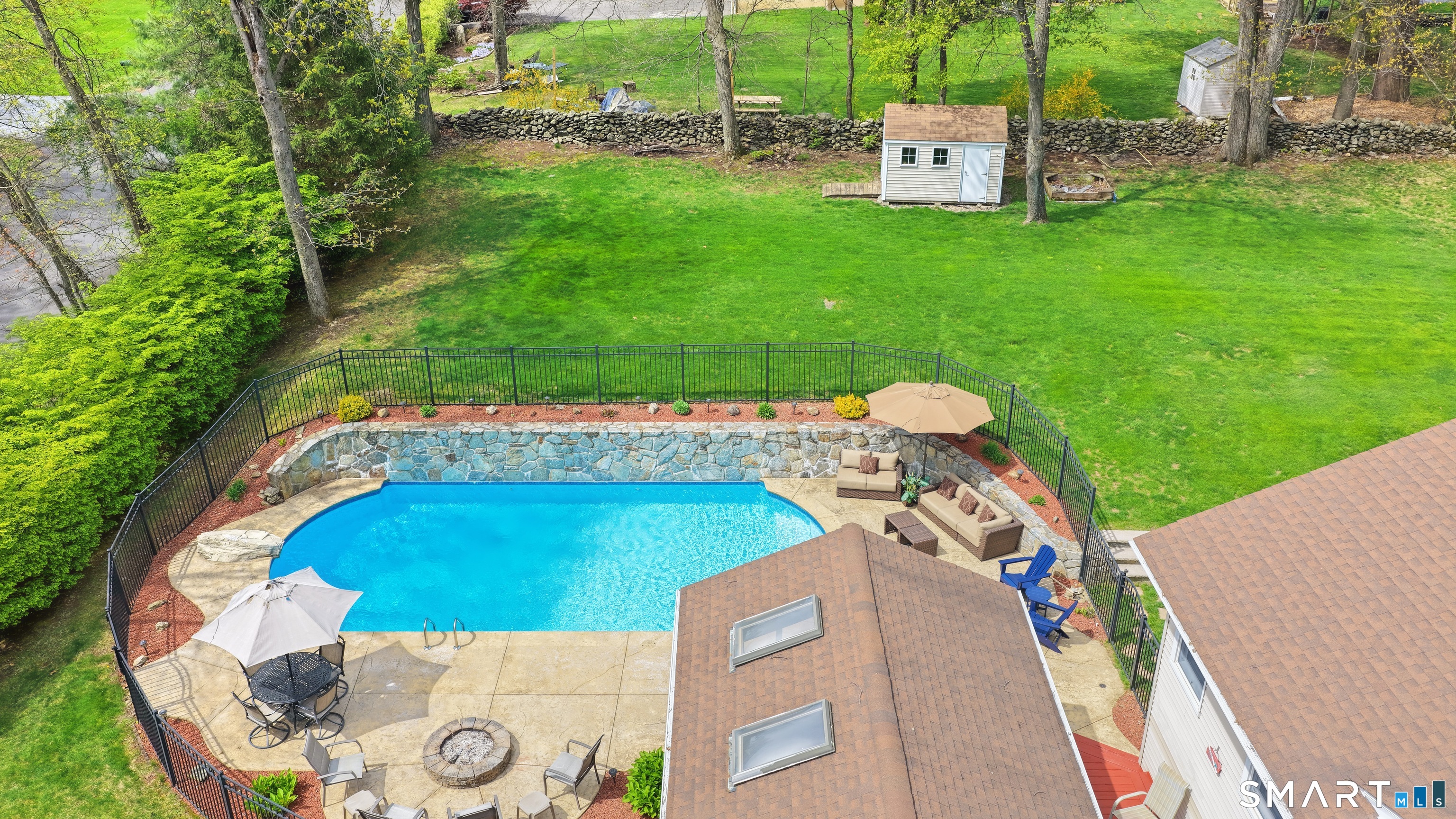 109 Sterling Road Trumbull, CT 06611 - Photo 34 of 40