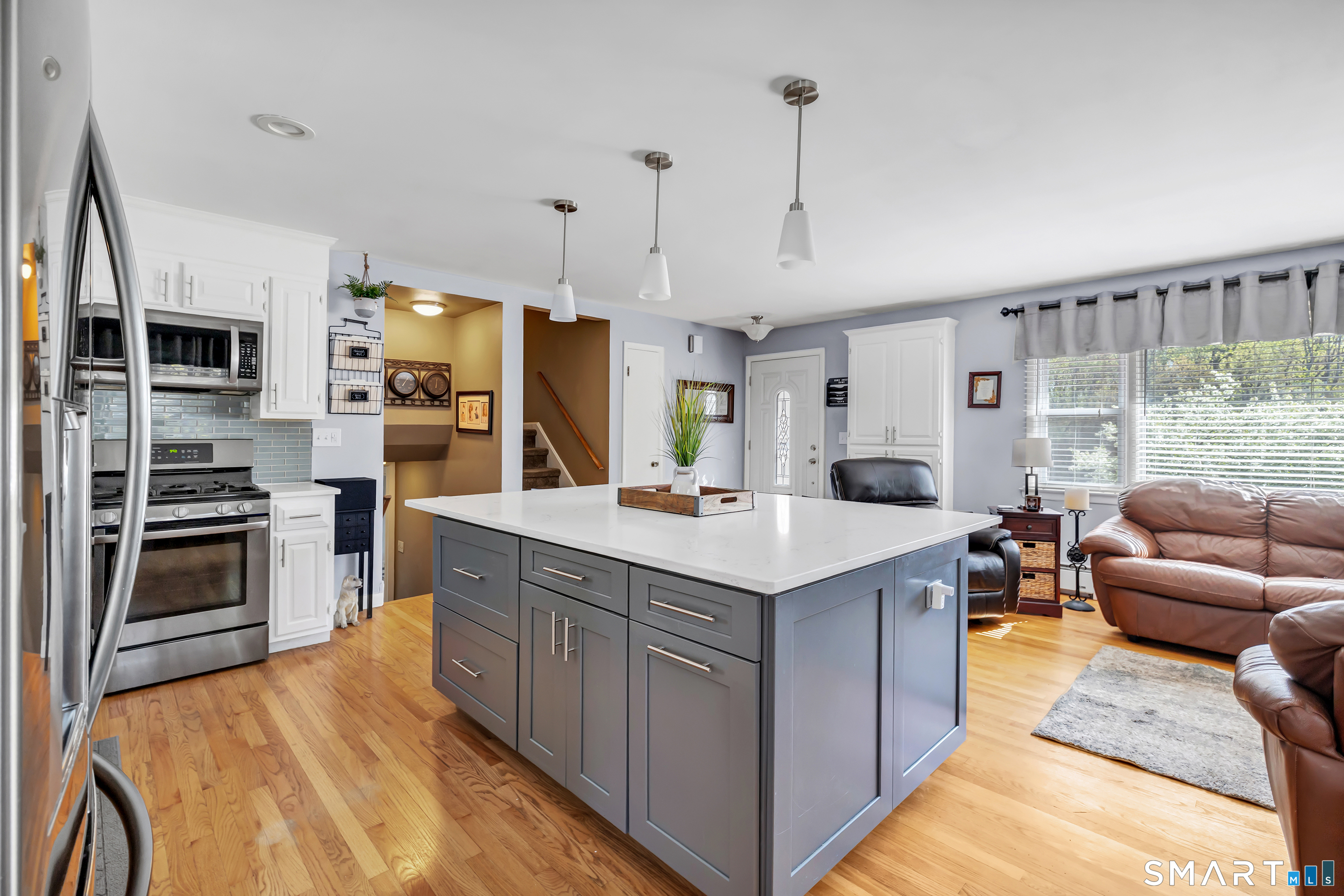109 Sterling Road Trumbull, CT 06611 - Photo 9 of 40