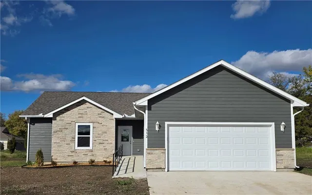 $236,000 | 512 Pearl Avenue, Independence, KS 67301