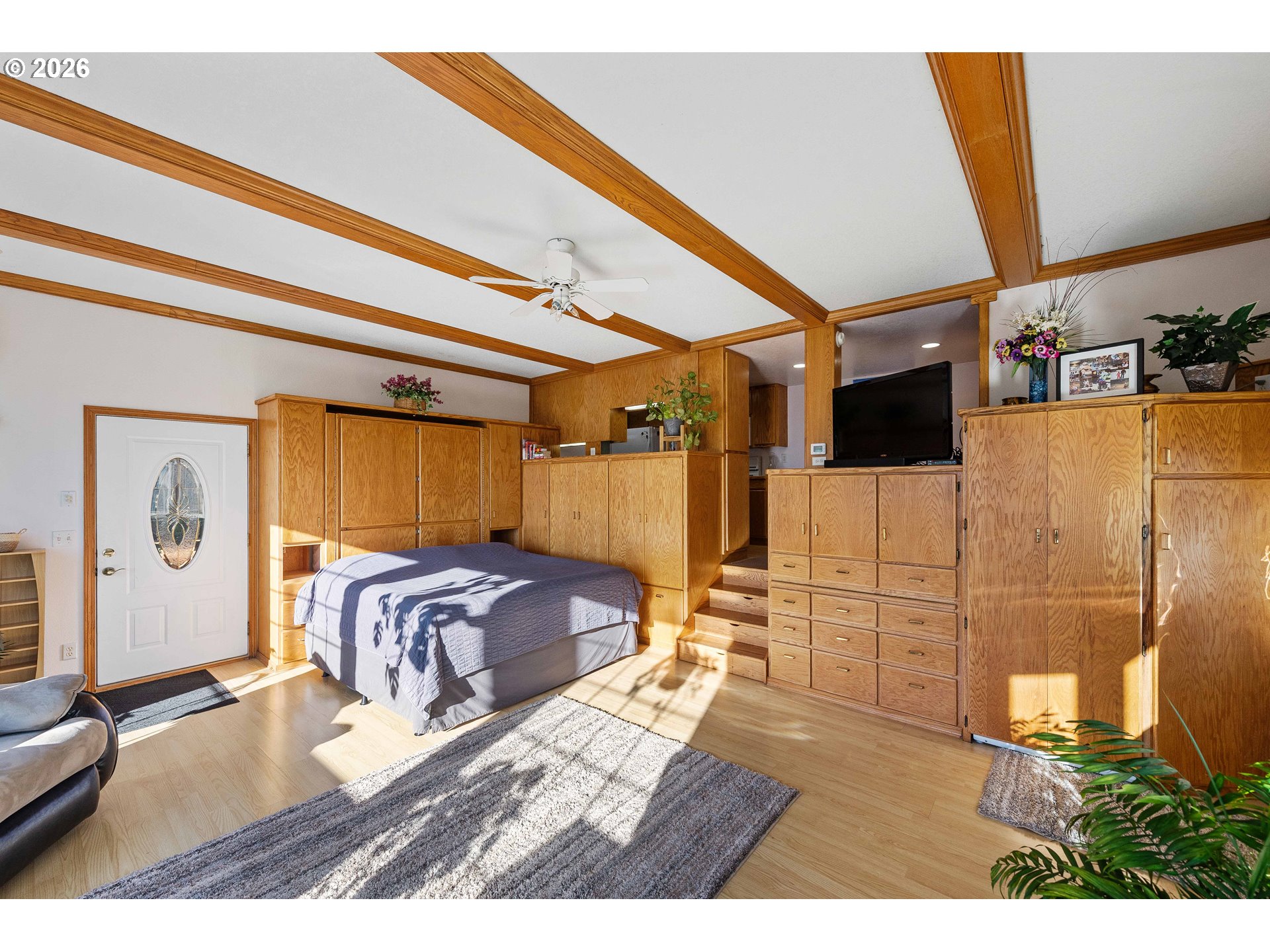 770 18th Avenue Coos Bay, OR 97420 - Photo 29 of 48 a view of walk in closet