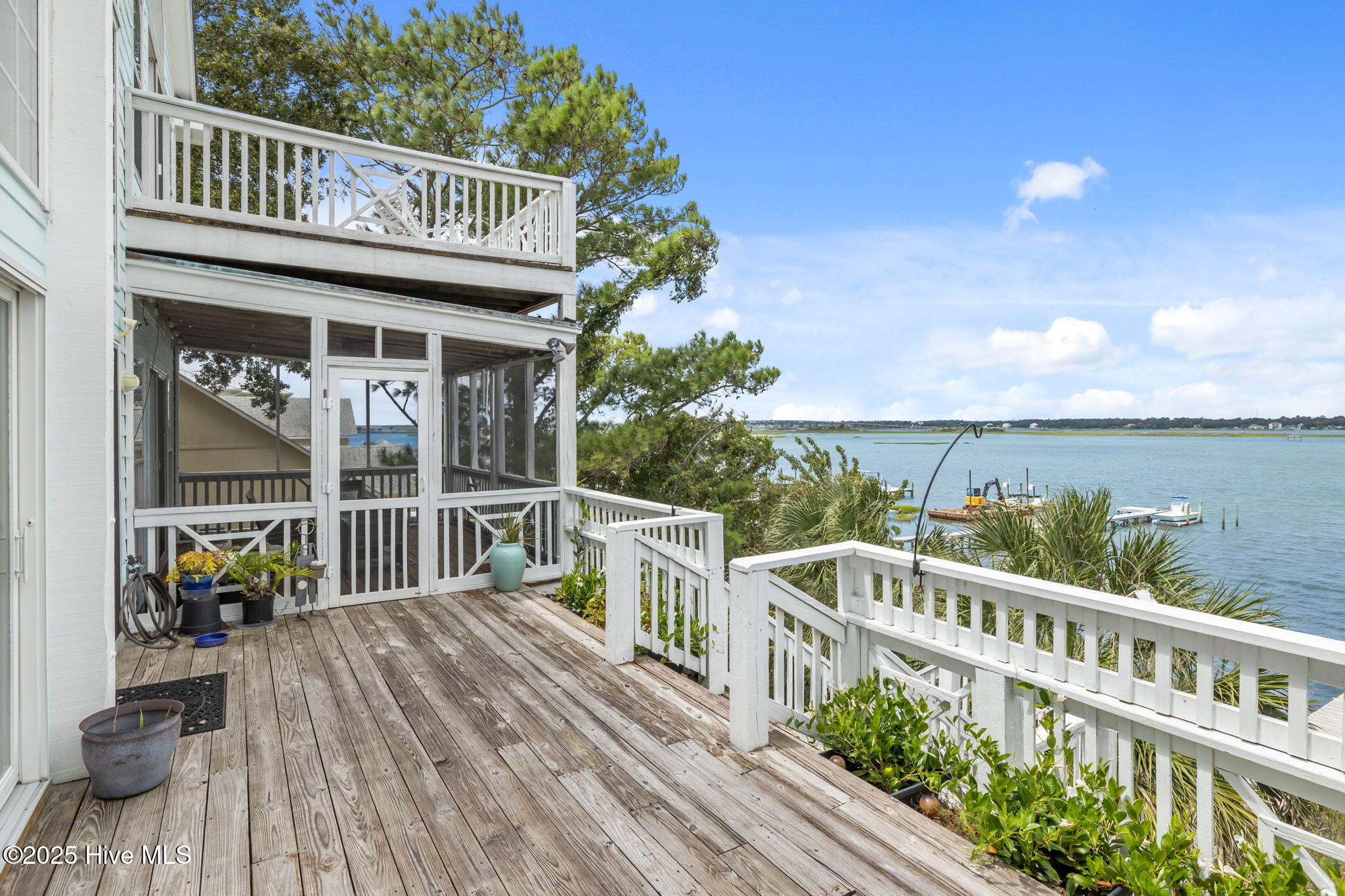 8722 Emerald Plantation Road Emerald Isle, NC 28594 - Photo 8 of 94 59-web-or-mls-51-print-1S3A2503_1