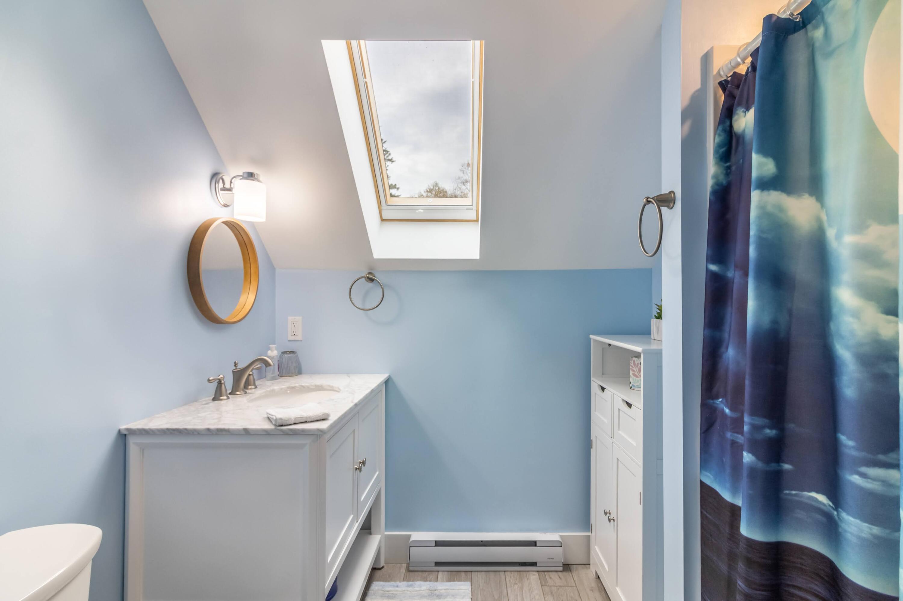 41 Leighton Circle Steuben, ME 04680 - Photo 39 of 74 Second floor bath