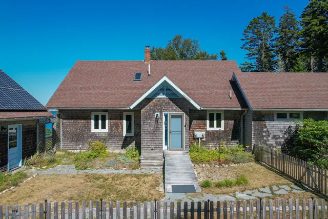 $897,630 | 41 Leighton Circle, Steuben, ME 04680
