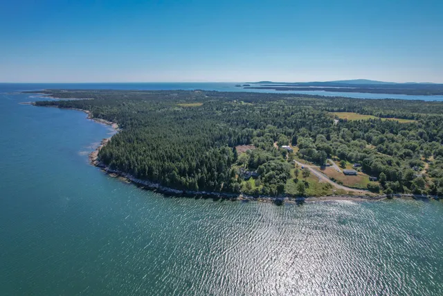 $897,630 | 41 Leighton Circle, Steuben, ME 04680