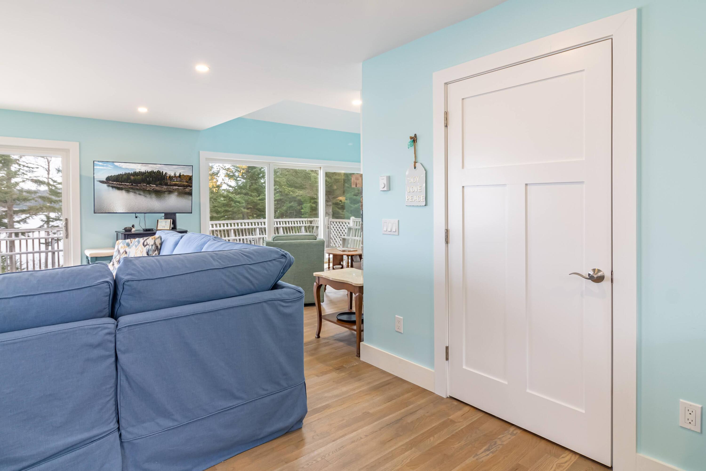 41 Leighton Circle Steuben, ME 04680 - Photo 8 of 74 Living Room