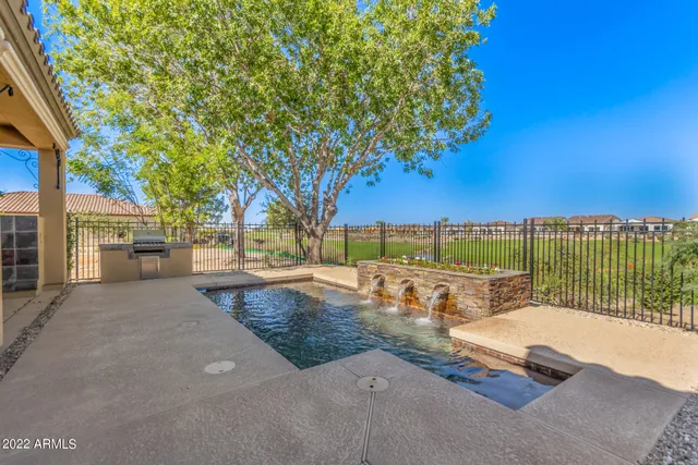 $5,500 | 628 East Peach Tree Street, San Tan Valley, AZ 85140